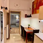 Ernesto 17 With Free Parking Possibility