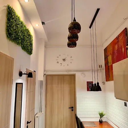 Ernesto 17 With Free Parking Possibility *